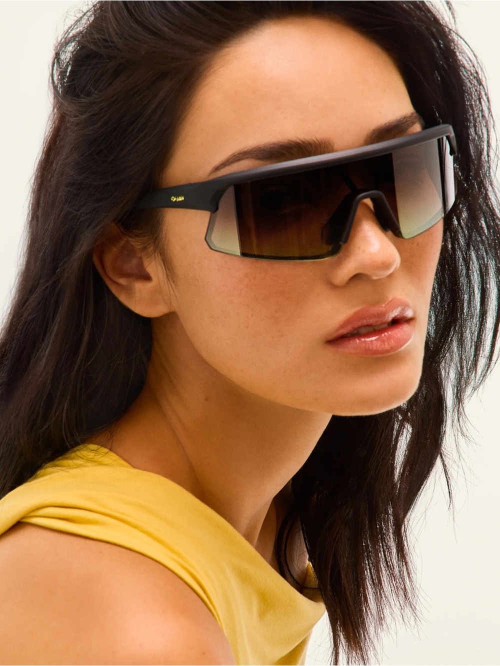 Quay CLOCK IT Matte Black Frame / Bronze Glow Lens Sunglasses